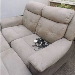 electric 3 & 2 seater recliners