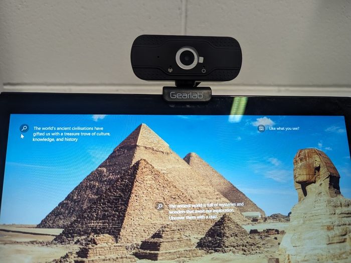 Gearlab G635 Webcam with built in mic