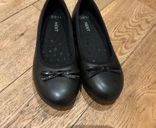 Black ballet shoes