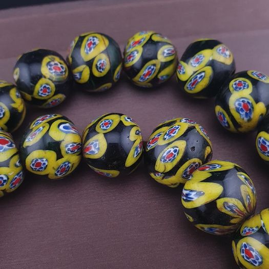 Antique Murano Style Millefiori Glass Beads Necklace 22 inches Strands
