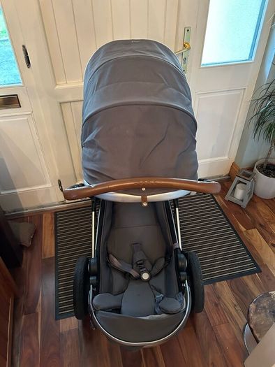 Baby premium bundle(2 strollers,travel cot,rails)