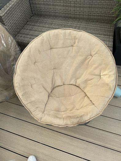 garden chairs