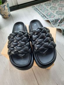 h&m flip flops