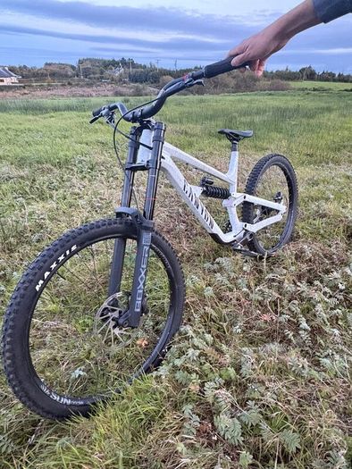Canyon Torque DH CLLCTV