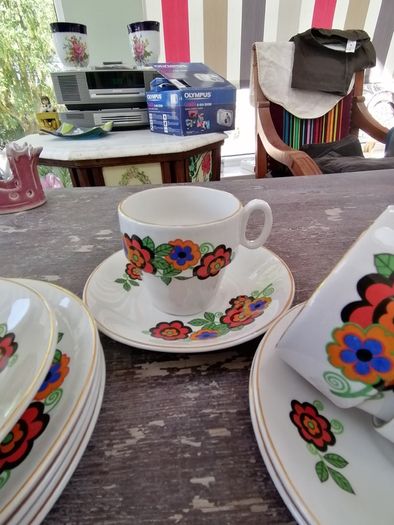 Vintage Brexton England tea cup set
