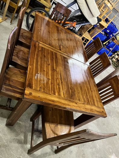 Solid wood dining table + 6 matching chairs