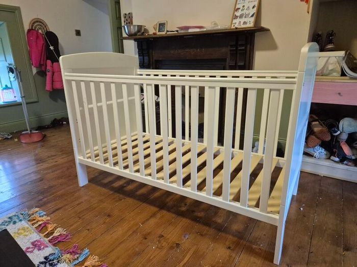 Obaby Grace Cot