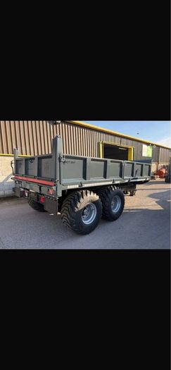 Dump Trailer Buckets Forks