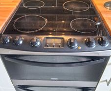 Zanussi free standing cooker