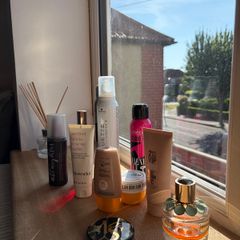 Women's Hair + Skin Products [FREE]