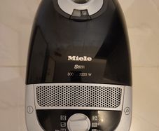 Miele vacuum cleaner