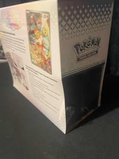Pokemon Prismatic Evolutions elite trainer box