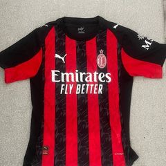 AC Milan 2025-26 Home Player Version Size Medium Like New