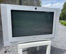 Sony Trinitron CRT 32 inch