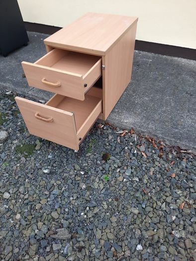 Office furniture clearance