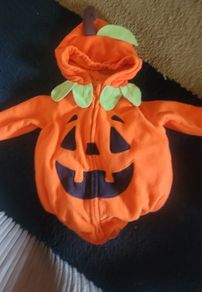 Free Holloween Pjmpkin Costume age 3 to 6 months