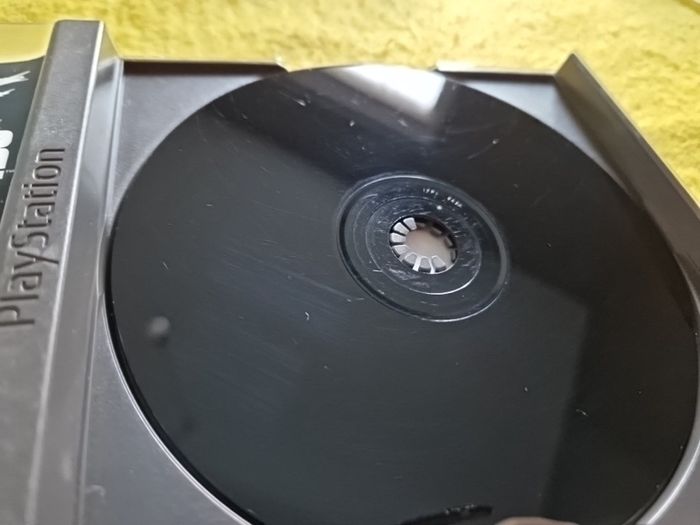 War Zone  PlayStation1 ps1 PlayStation2 ps2 games Original