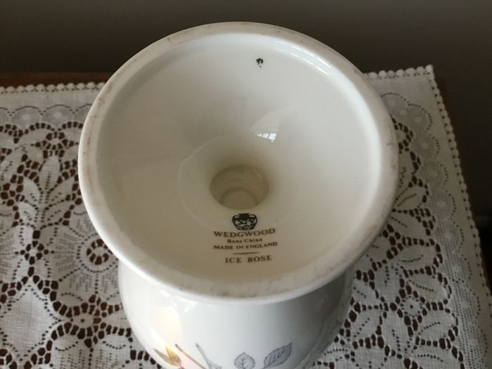 Wedgwood Ice Rose bone china urn