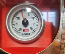 Gauges and asscessories