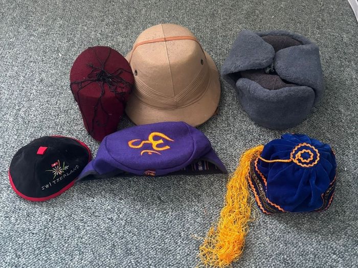 6 Hats