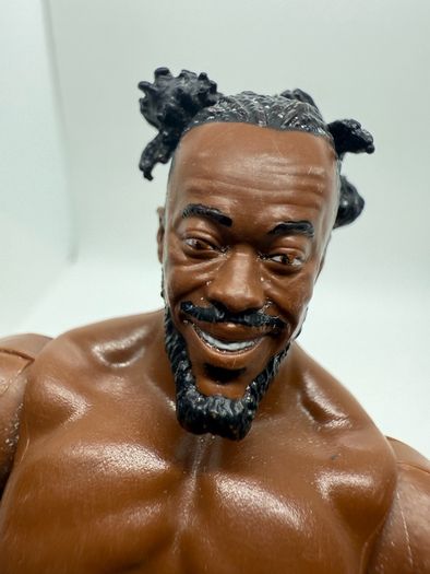 wwe The New Day Kofi Kingston , Xavier Woods & Big E action figures
