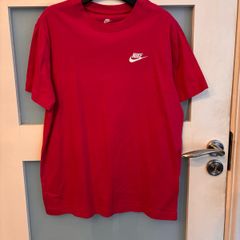 Nike T-shirt