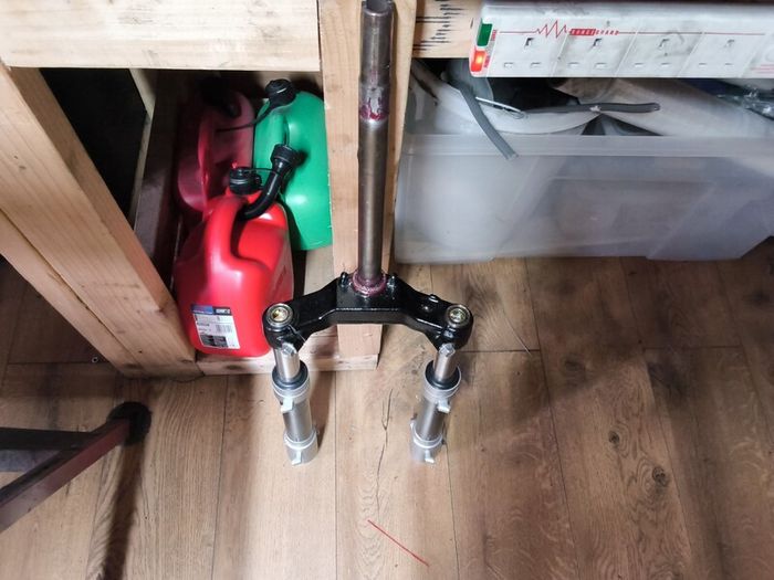 Yamaha aerox fork set