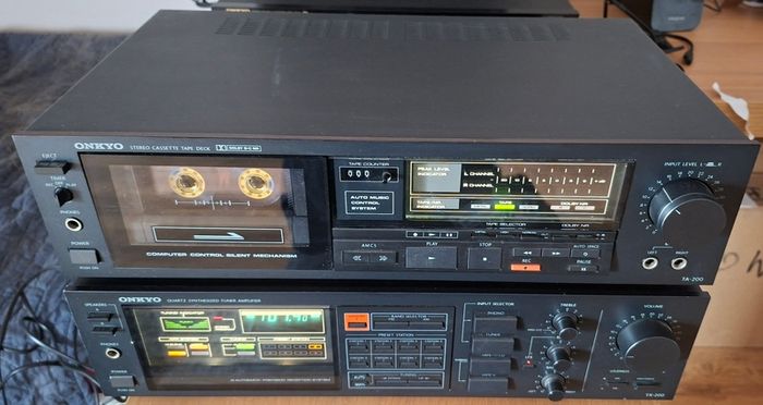 Onkyo TA-200 Deck + Onkyo TX-200 Amplituner