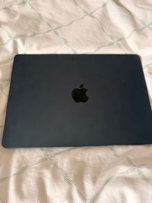 2025 Apple MacBook Air M4 - 13 inch