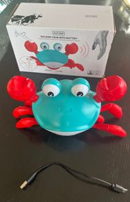 Ale-Hop Walking Crab featuring dynamic music and motion sensors 18 mths+ EUC.