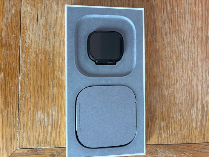 Apple Watch Ultra 4 GPS + Cellular 49mm Black Case Burgundy Trail Loop M/L