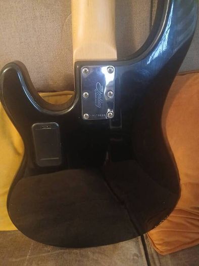 Sterling by Music Man Sub Ray35