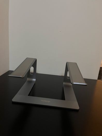laptop stand