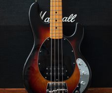 Music Man Stingray 1979-1981 - Sunburst