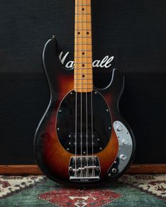 Music Man Stingray 1979-1981 - Sunburst