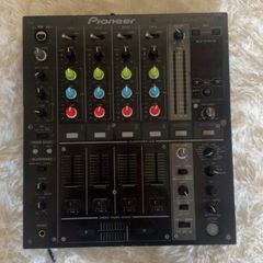 Pioneer DJM 700 4 Channel mixer