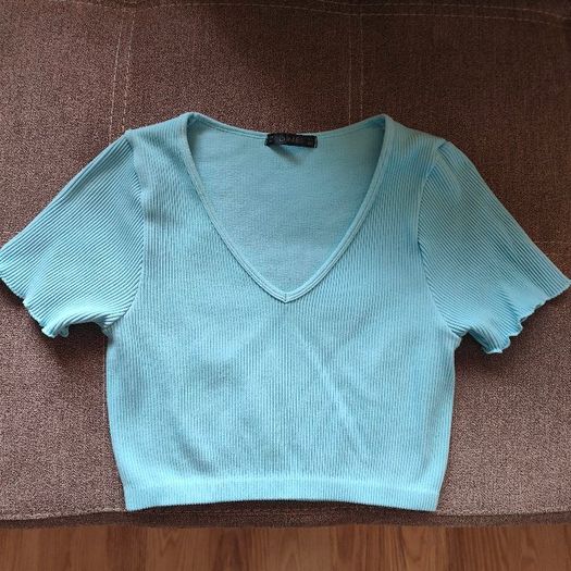 Light blue cropped Top, size S