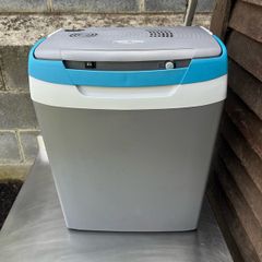 Cool box