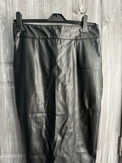River Island Pencil Skirt - UK 10