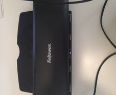Fellowes A4 Laminator plus pack of sheets