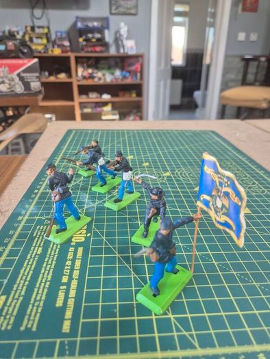 toy soldiers