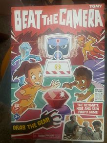 Tomy Beat The Camera Family Party Game
