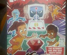 Tomy Beat The Camera Family Party Game
