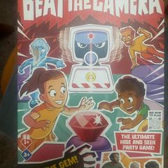 Tomy Beat The Camera Family Party Game