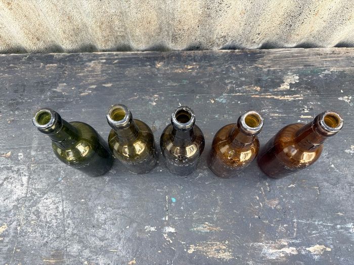 Antique Deasy's of Clonakilty porter bottles x5