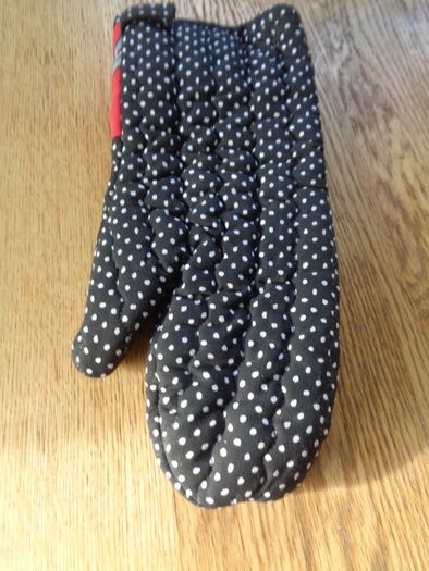 Vintage Looney Tunes Oven Glove for Sale
