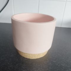 Flower pot