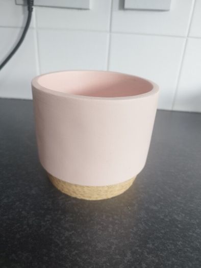 Flower pot