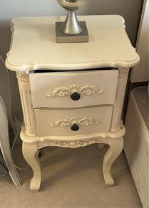 Bedside lockers and headboard