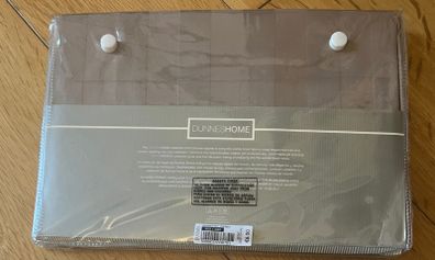 Dunnes Home Mink Luxury stripped Oxford pillowcaseduvet set and matching Oxford pillowcases BNIB